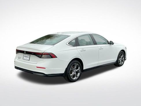 Used 2024 Honda Accord EX image 7