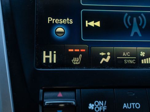 Certified 2016 Acura TLX image 32