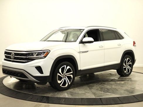 Used 2020 Volkswagen Atlas Cross Sport SEL Premium image 7