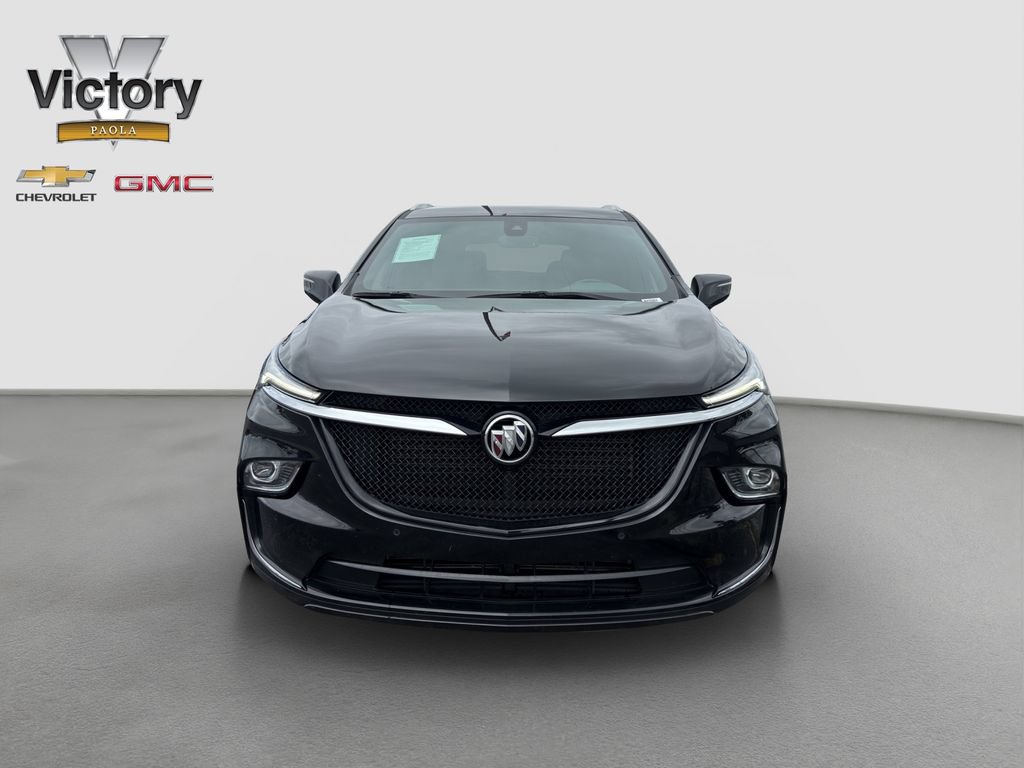 Used 2023 Buick Enclave Essence w/ Sport Touring Edition FWD image 2
