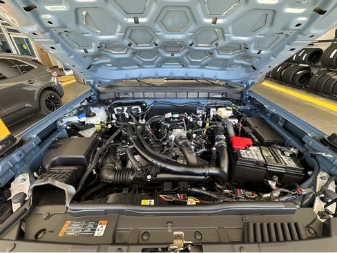 Used 2025 Ford Bronco Heritage Edition AWD/4WD image 45