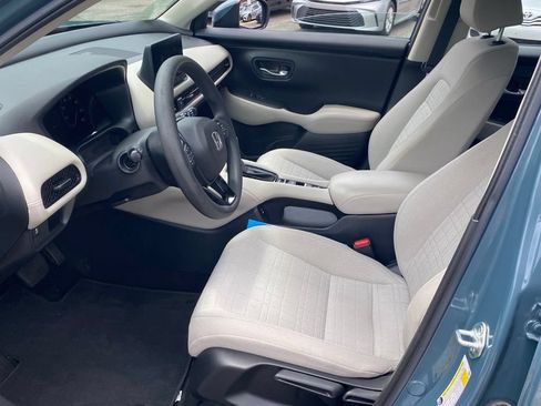 Used 2024 Honda HR-V LX image 6