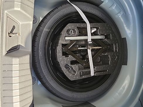 New 2025 Volkswagen Jetta SE image 37