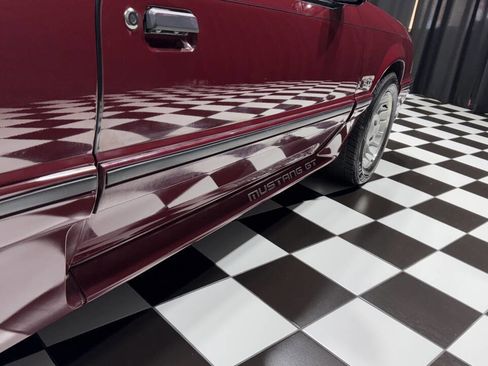 Used 1989 Ford Mustang GT image 15