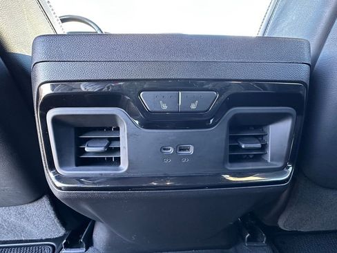 Used 2022 GMC Sierra 1500 AT4X image 25