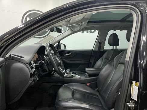 Used 2018 Audi Q7 3.0T Premium Plus w/ Premium Plus Package image 13