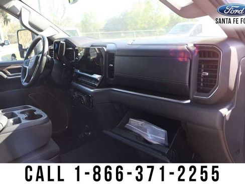 Used 2025 Chevrolet Silverado 2500 LT w/ Safety Package image 27