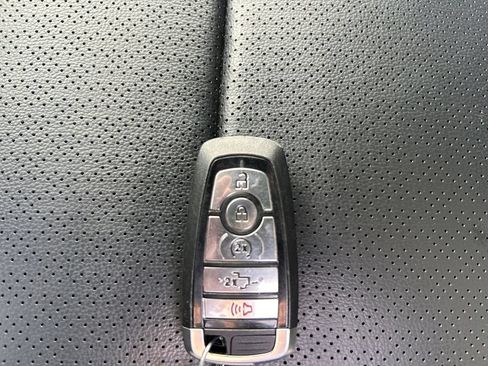 Used 2025 Ford F150 Lariat w/ Bed Utility Package AWD/4WD image 34