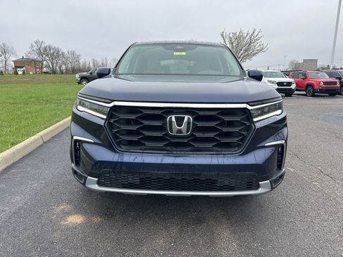 Used 2025 Honda Pilot EX-L image 2