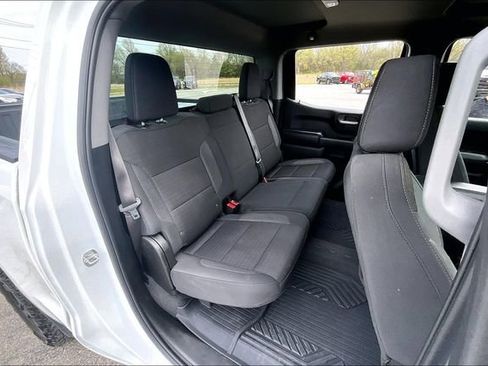 Used 2025 Chevrolet Silverado 1500 Custom Trail Boss w/ LPO, Dark Essentials Package AWD/4WD image 26