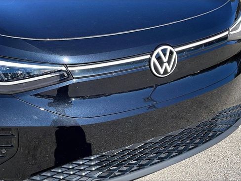 Used 2024 Volkswagen ID.4 2WD image 11