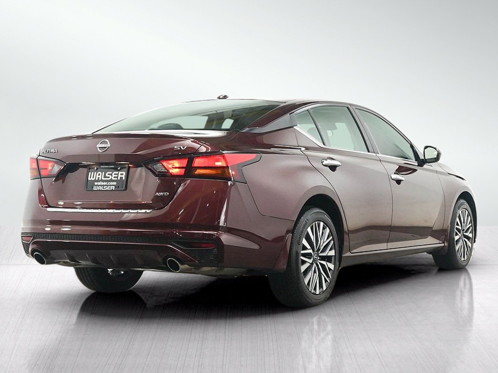 Used 2023 Nissan Altima 2.5 SV w/ SV Premium Package AWD/4WD image 5
