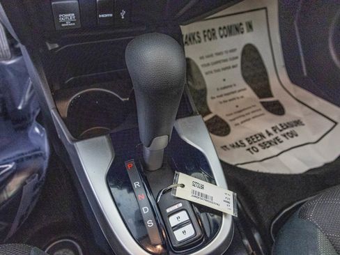 Used 2017 Honda Fit EX image 26