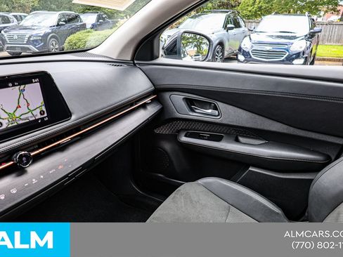 Used 2024 Nissan Ariya FWD image 37