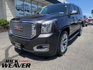 Used 2017 GMC Yukon Denali w/ Open Road Package AWD/4WD video 1
