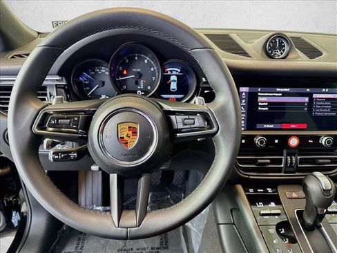 Used 2026 Porsche Macan AWD/4WD image 13
