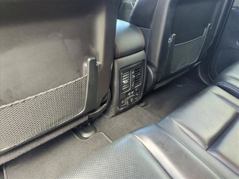 Used 2023 Dodge Durango GT RWD image 21