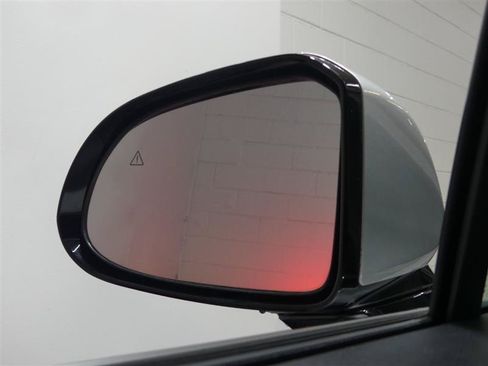Used 2022 Hyundai Santa Fe Limited AWD/4WD image 14