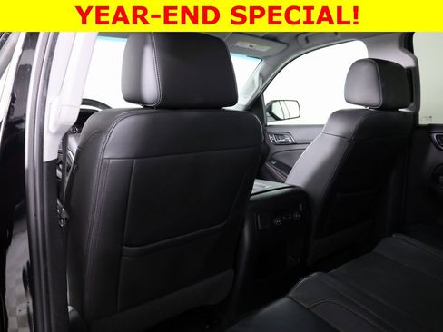Used 2018 Chevrolet Suburban LT image 28