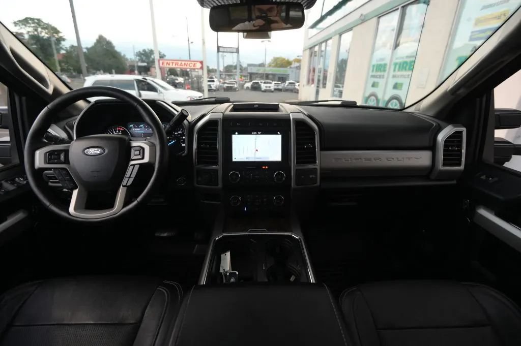 Used 2019 Ford F350 Lariat w/ Lariat Ultimate Package AWD/4WD image 35