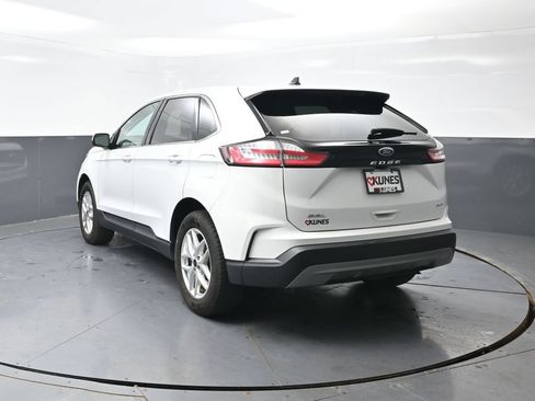 Used 2024 Ford Edge SEL AWD/4WD image 12