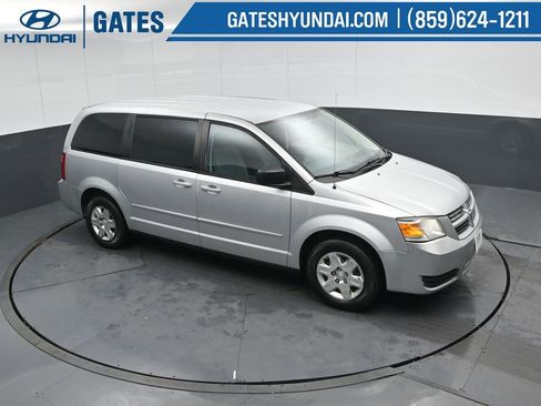 Used 2010 Dodge Grand Caravan SE w/ Climate Group FWD image 39