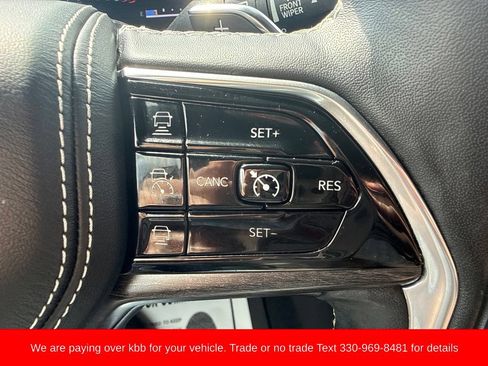 Used 2022 Jeep Grand Cherokee L Overland w/ Luxury Tech Group IV AWD/4WD image 18