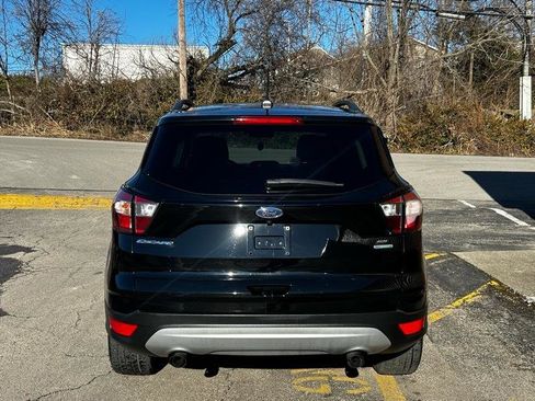 Used 2018 Ford Escape SE w/ SE Sync 3 Package image 6