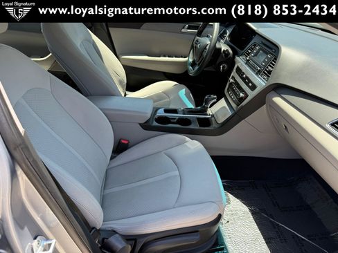 Used 2017 Hyundai Sonata SE FWD image 27