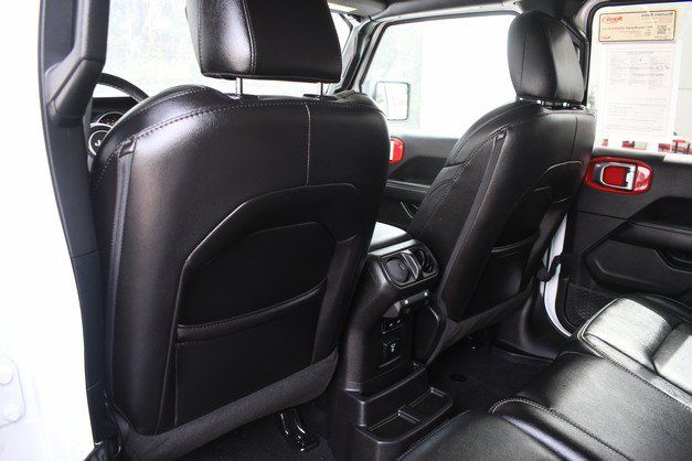 Used 2021 Jeep Wrangler Unlimited Sahara AWD/4WD image 21