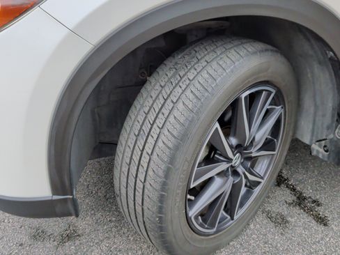 Used 2018 MAZDA CX-5 Touring w/ Preferred Equipment Package image 13