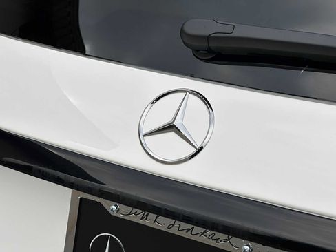 New 2025 Mercedes-Benz GLC 300 GLC 300 image 13