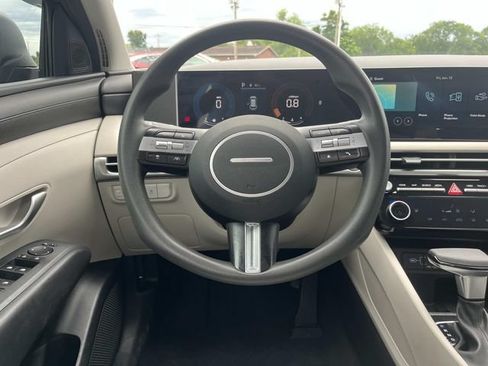 Certified 2025 Hyundai Tucson SEL AWD/4WD image 14