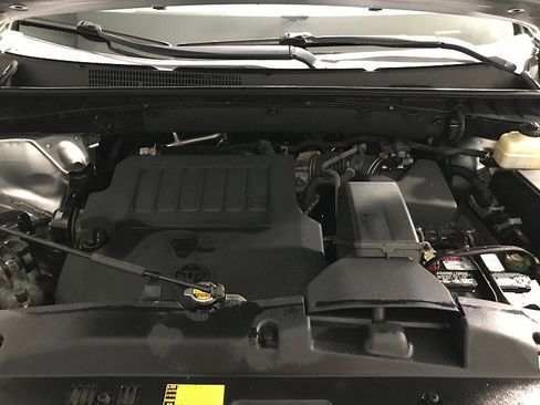 Used 2015 Toyota Highlander Plus AWD/4WD image 30