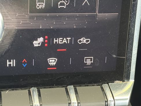 Certified 2024 GMC Sierra EV Denali image 29