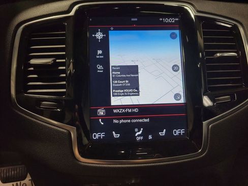 Used 2016 Volvo XC90 T6 Momentum w/ Momentum Plus Package image 19