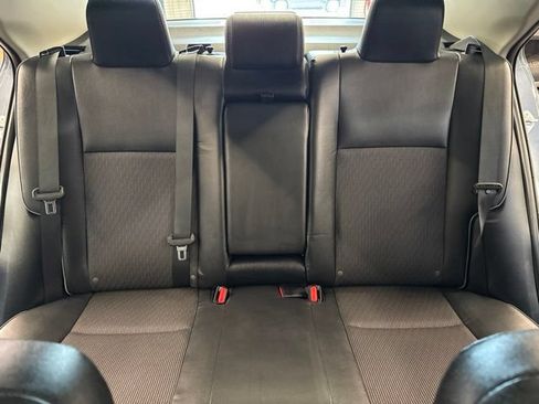 Used 2015 Toyota Corolla S FWD image 28