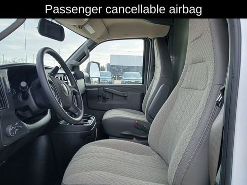 New 2025 GMC Savana 3500 Work Van w/ Power Convenience Package image 11