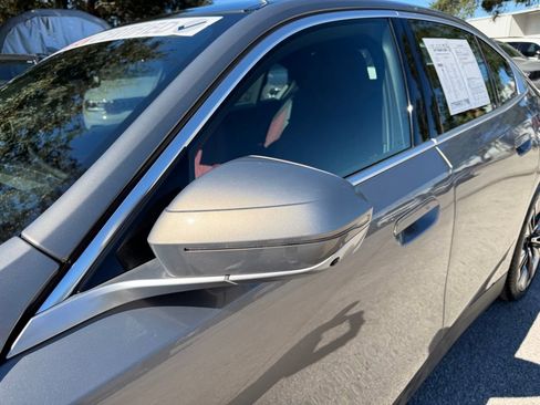 Used 2025 BMW 540i xDrive image 10