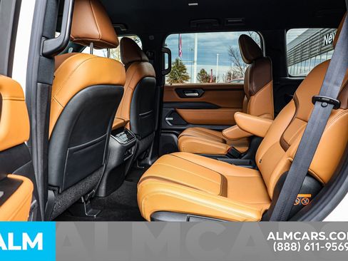 Used 2025 Nissan Armada SL w/ Captain's Chari Seat Package image 18