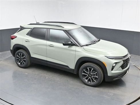 New 2026 Chevrolet TrailBlazer ACTIV w/ Driver Confidence Package image 1