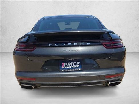Used 2019 Porsche Panamera RWD image 7