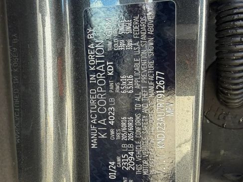 Used 2024 Kia Soul LX FWD image 27