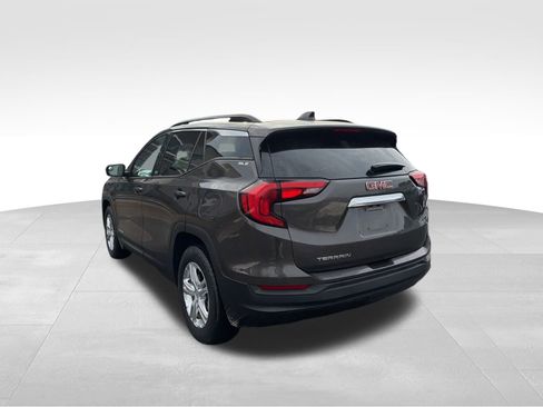 Used 2019 GMC Terrain SLE w/ Driver Convenience Package image 7