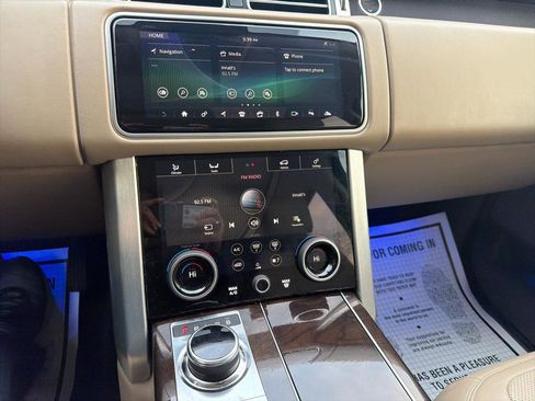 Used 2018 Land Rover Range Rover Supercharged image 22