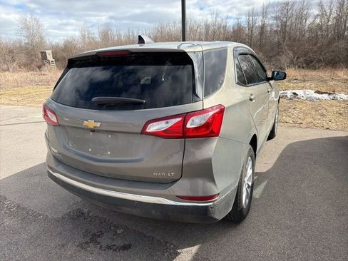 Used 2018 Chevrolet Equinox LT image 9