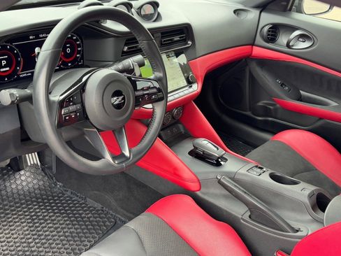 Certified 2024 Nissan Z Performance w/ Floor Mat Package image 13