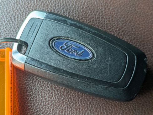 Used 2023 Ford F150 Lariat AWD/4WD image 24