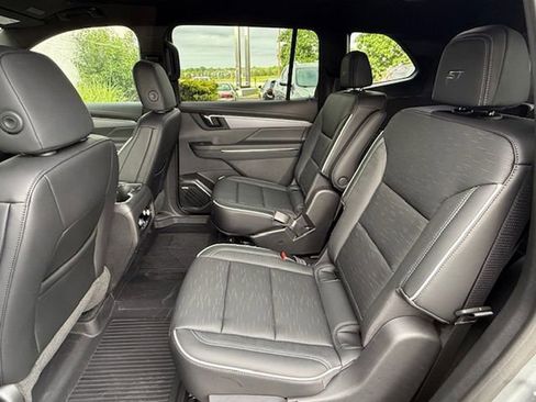 New 2025 Buick Enclave Sport Touring w/ Super Cruise Package image 15