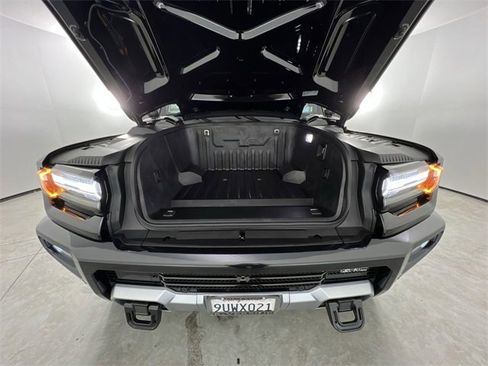 Used 2024 GMC Hummer EV 2X w/ Extreme Off-Road Package image 31